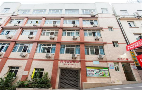 重庆建筑高级技工学校环境好不好?