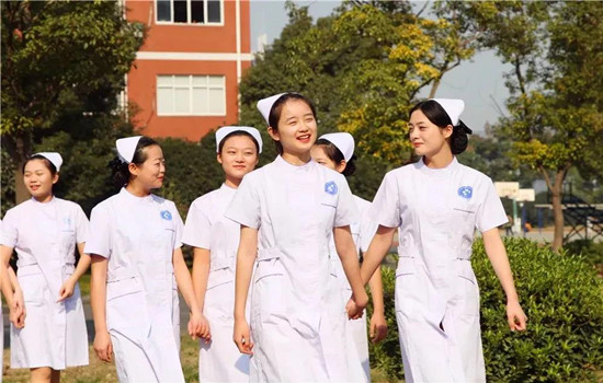 重庆市公共卫生学校是公办学校吗?
