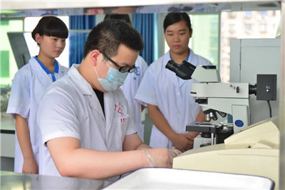 重庆卫生技工学校分数线