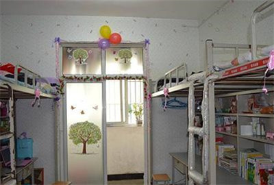 重庆市巴南职业教育中心宿舍条件