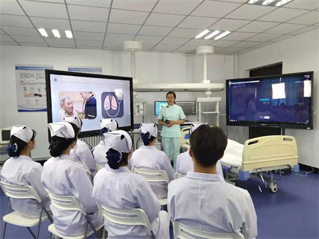 重庆市公共卫生学校2025年春季招生专业指南