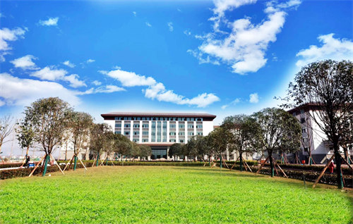 探秘教育地标:重庆市渝西卫生学校地址全攻略