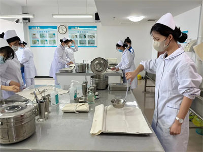 重庆市医药科技学校2025年春季招生专业概览