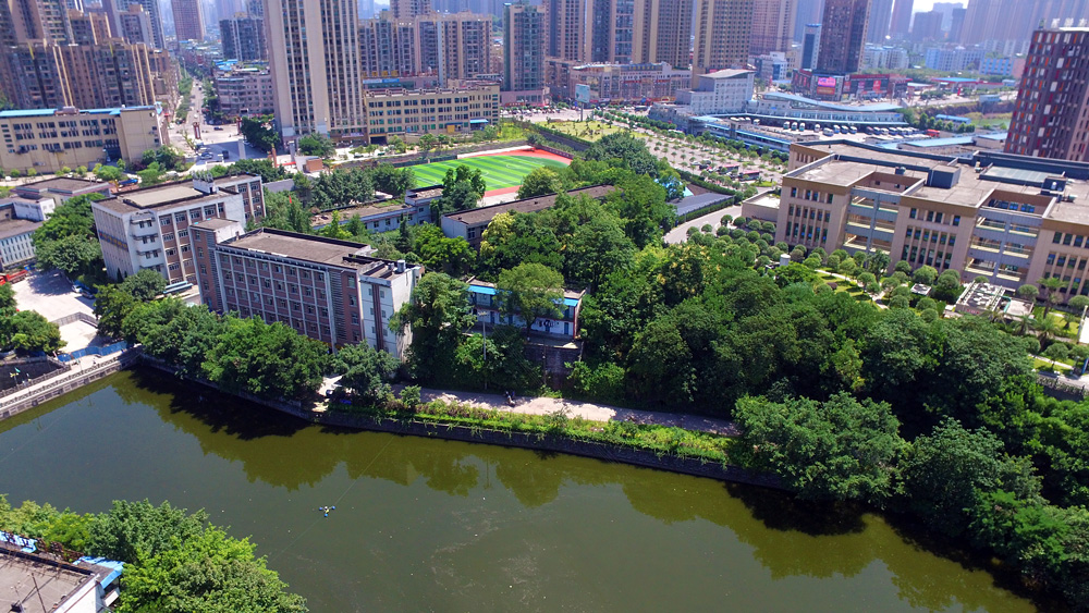 重庆市春晖人文技工学校简介,概况
