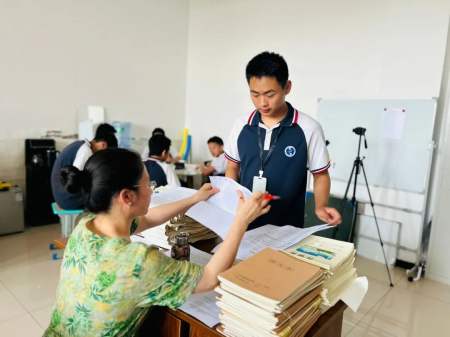 重庆市蜀都职业技术学校 23 秋年级部：精准培优补差，共赴高考之约