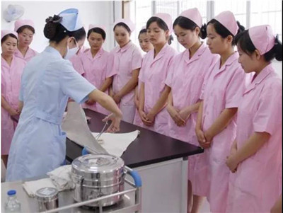 重庆市医药科技学校有药剂专业吗