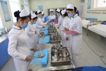 2025年重庆市卫生高级技工学校入学需要哪些资料？