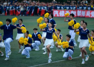 九龙坡职教中心体育文化节盛大启幕