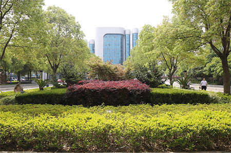 重庆人文艺术职业学校2025年春季招生专业指南