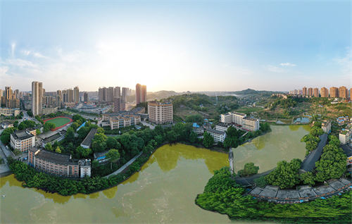 重庆市春晖人文技工学校：正规性全面解析