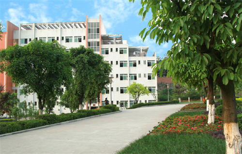 重庆市科能高级技工学校学校环境六