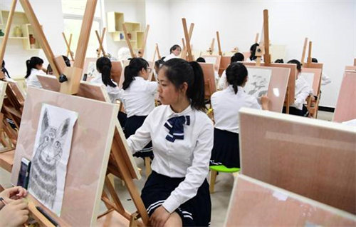 重庆市艺才高级技工学校全面介绍