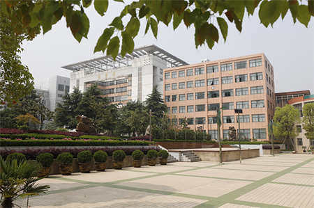 重庆工业学校特色专业介绍