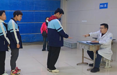 重庆市春珲人文技工学校圆满完成 2026 年高职分类考试学生体检工作