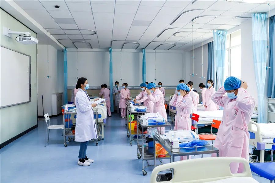 深度解析:重庆市医药科技学校的卓越风采与教育魅力