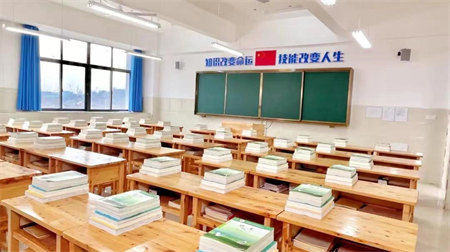 重庆卫校校园风光一览:学习与生活两不误