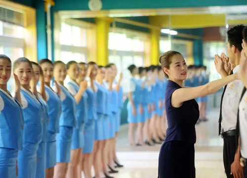 重庆市的航空服务专业就业怎么样