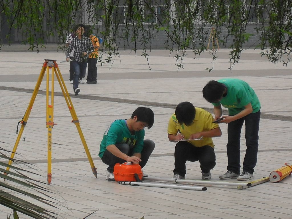 重庆市经贸中等专业学校建筑专业介绍